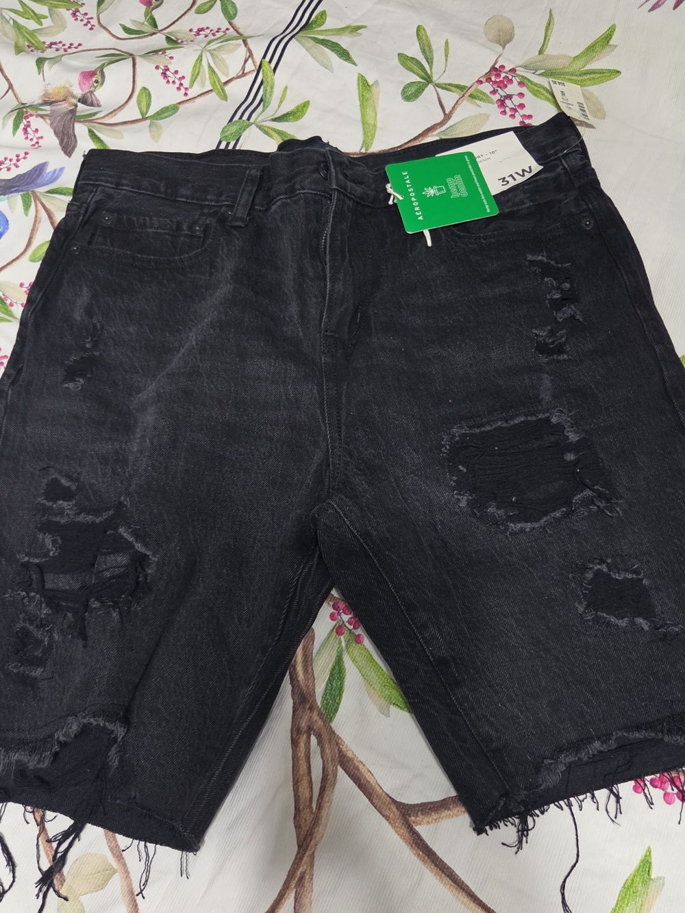 Aéropostale Mens Black Distressed Denim Men's Loose Short 10" Shorts Size 31 NEW